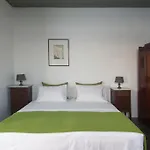 Oliaros Seaside Complex Apartment *