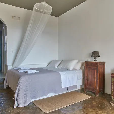 Oliaros Seaside Lodge