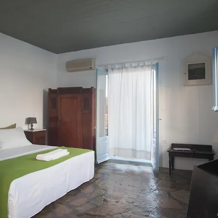 Lejlighed Oliaros Seaside Lodge
