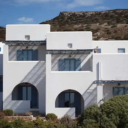 Oliaros Seaside Lodge アパート